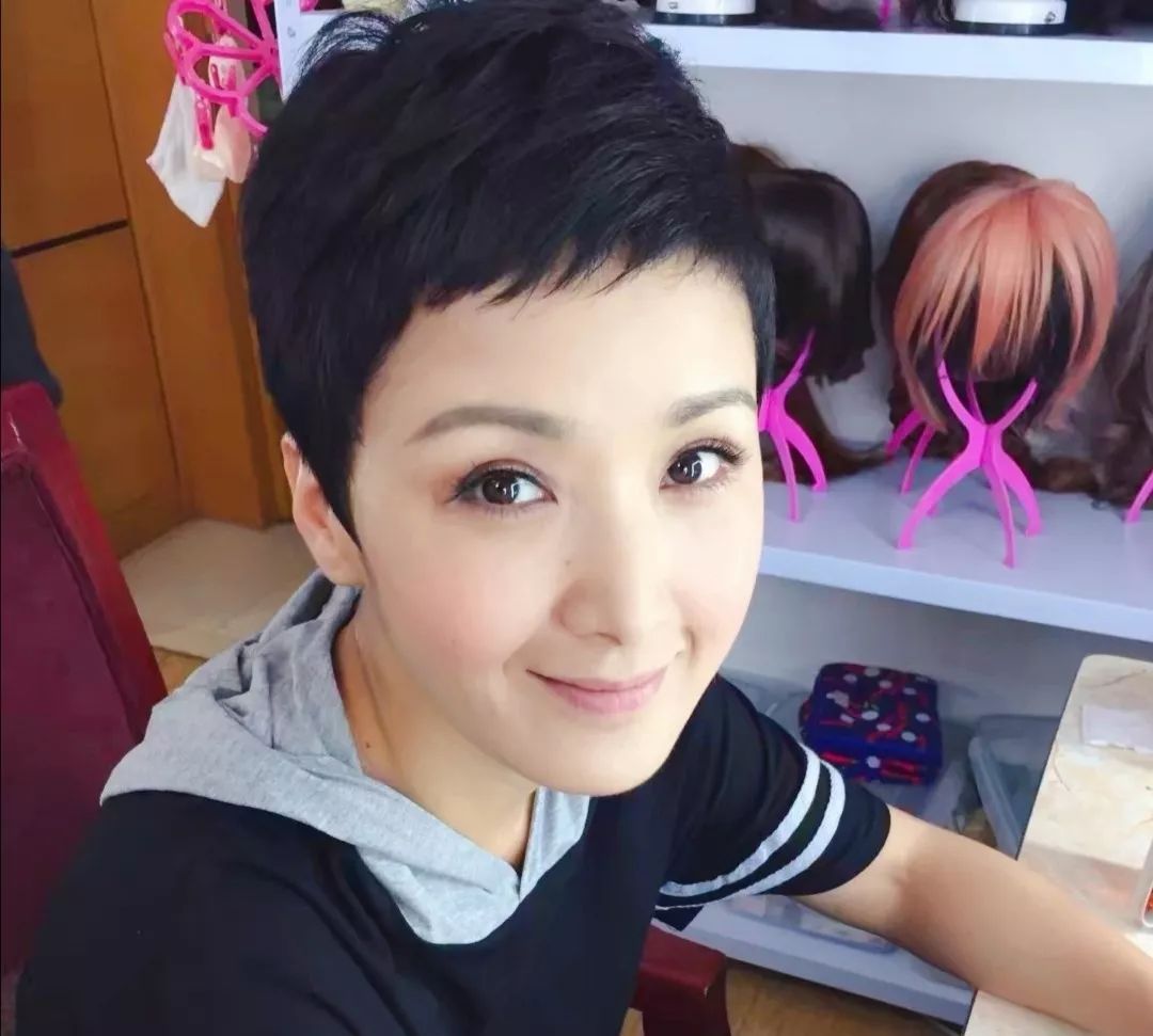 "最命苦的女人"真相竟然是这样_黄曼