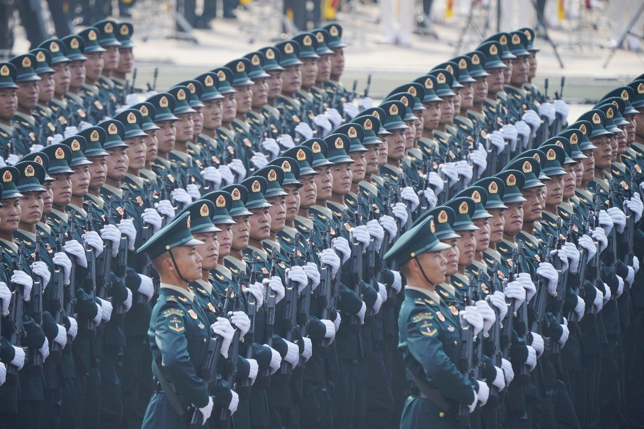 椰城人观看阅兵仪式盛况后,向祖国真情告白!