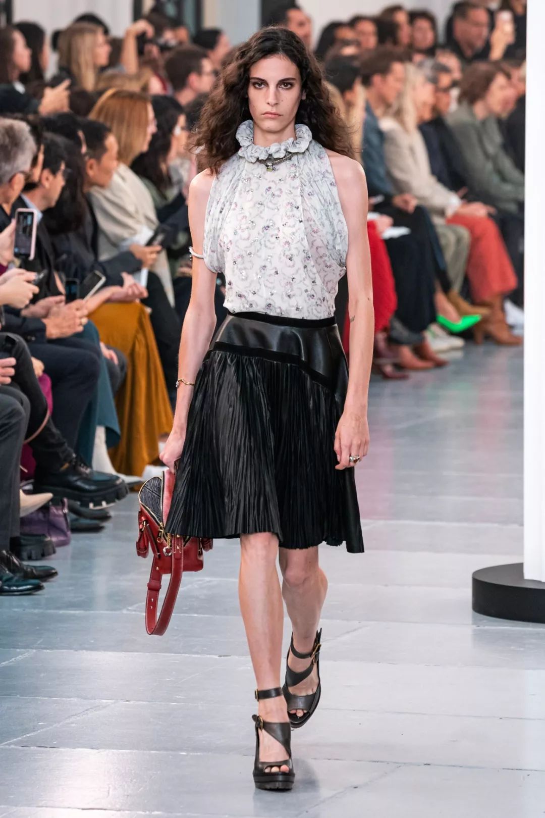 这些让人冲动的美丽花衣服,你哭了没?