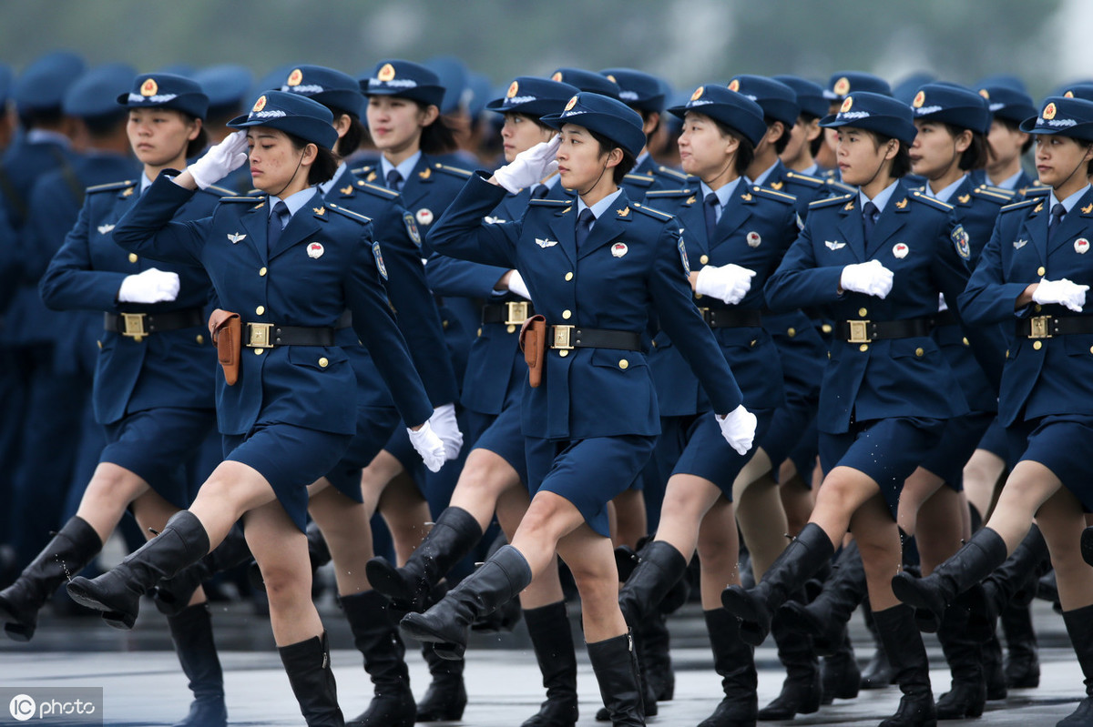 中国女阅兵震撼全世界图片