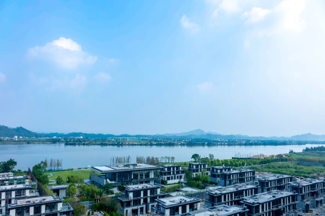 融创潭江首府商业综合体签约仪式盛大启幕江景样板间惊艳开放