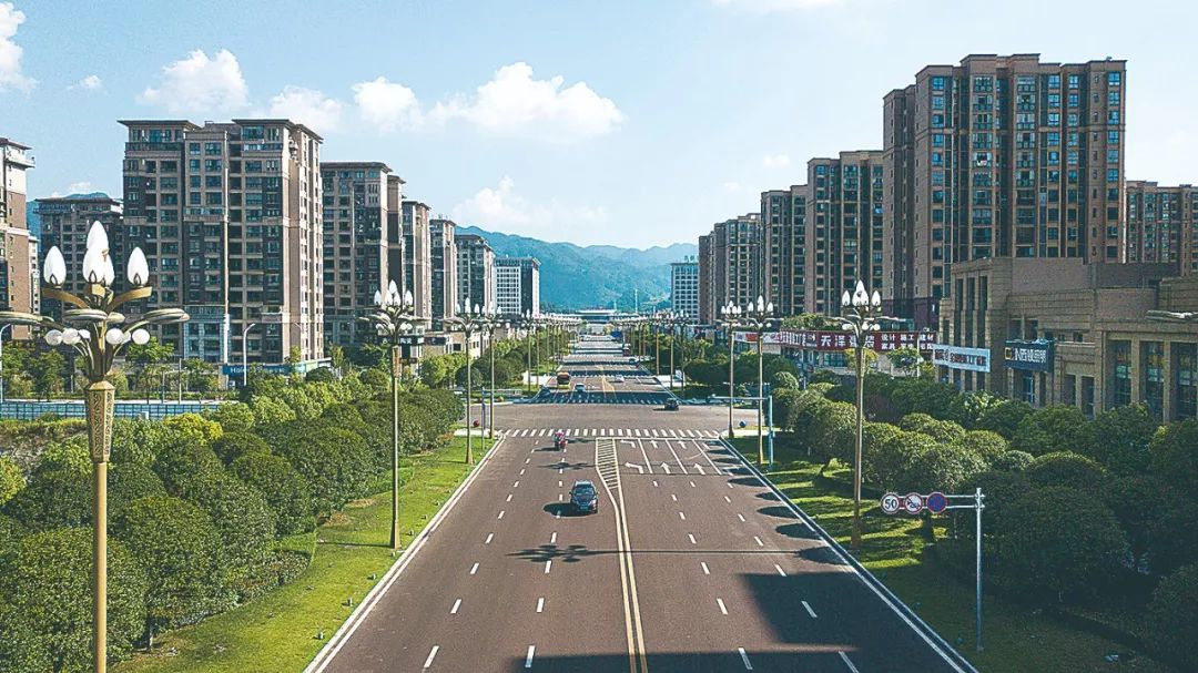 向祖国献礼湿地环绕起风景梁平都梁新区正崛起