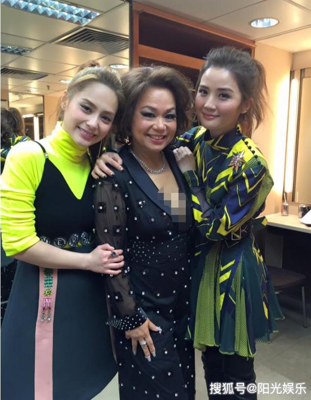 殿堂级歌手杜丽莎外籍老公曝光,恩爱如初越来越有夫妻相了_andreas