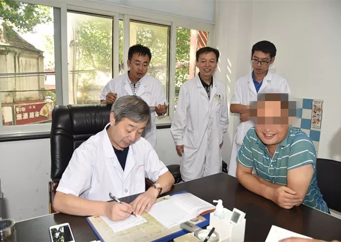 关于中国医学科学院肿瘤医院名医挂号＋票贩子号贩子的信息