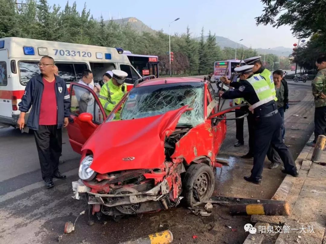 阳泉高速车祸图片