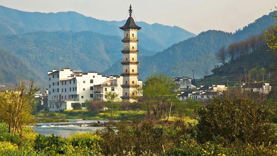 婺源县凤山龙天塔