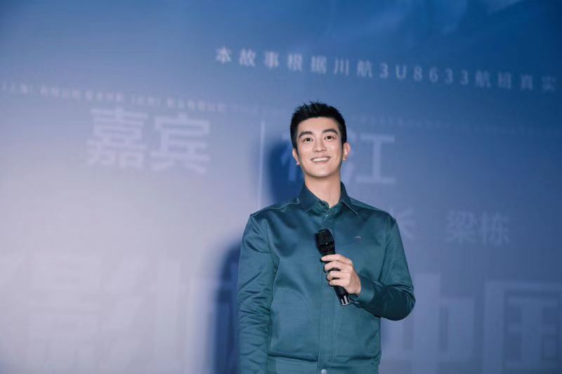 中国机长上映3天票房破八亿上座率逆袭勇夺第一