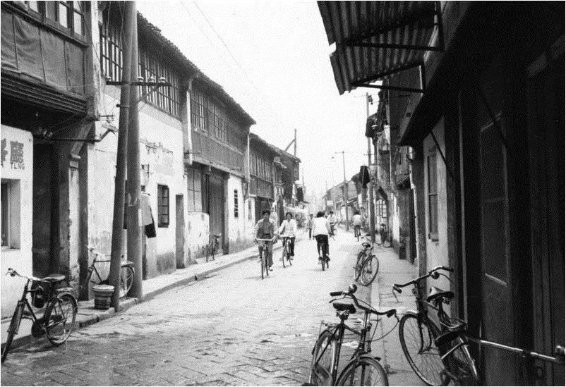 一组今昔对比照带你看吴江70年变迁