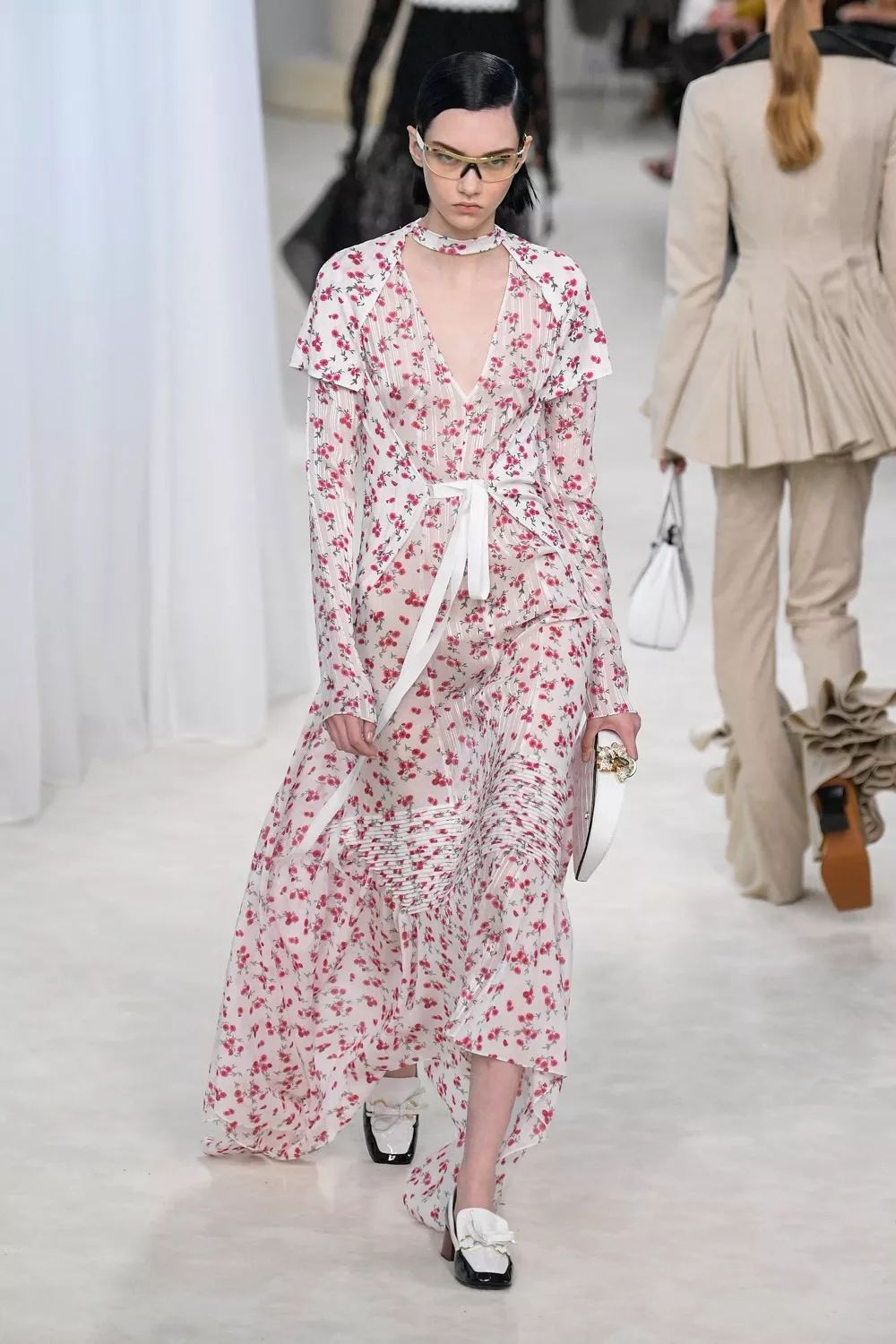 这些让人冲动的美丽花衣服你哭了没