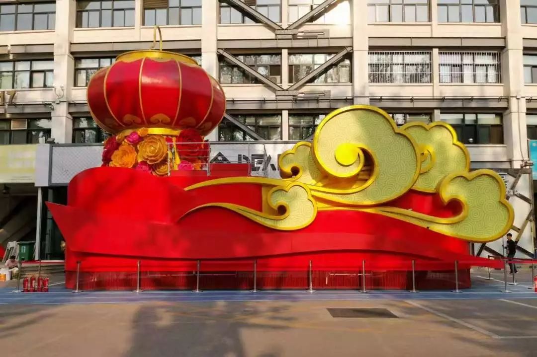 北工大6辆国庆彩车设计及制作大揭秘!