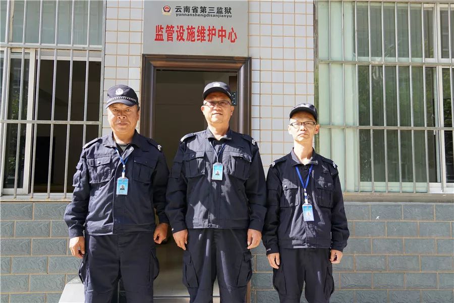 "国庆"我在岗 —— 致敬,节日里坚守岗位的监狱警察职工_工作