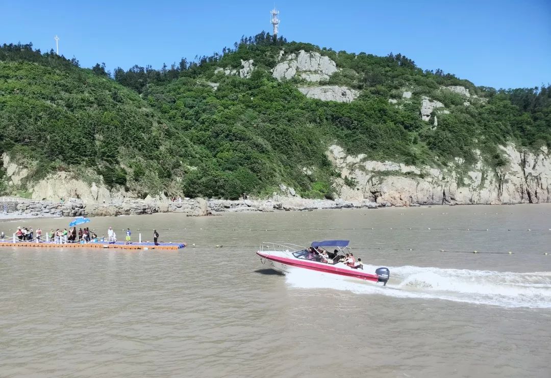 小贴士大沙岙海滨浴场,东岙沙滩,半屏韭菜岙沙滩,隔头月半湾沙滩等均