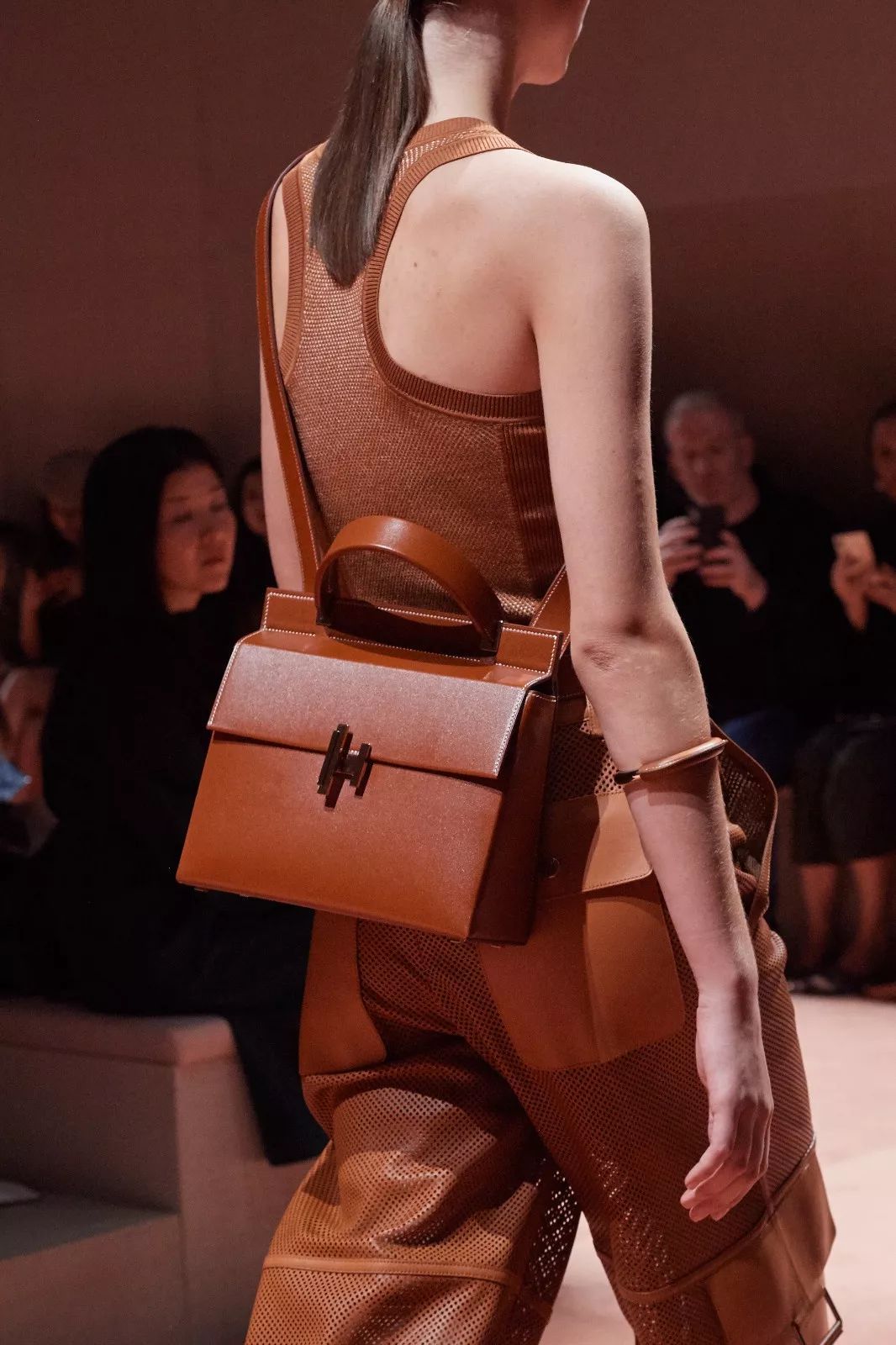 hermès2020春夏大秀爱马仕自由独立女性