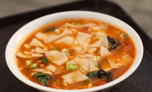 当然面条可以是细长条型的,也可以是小面片儿.