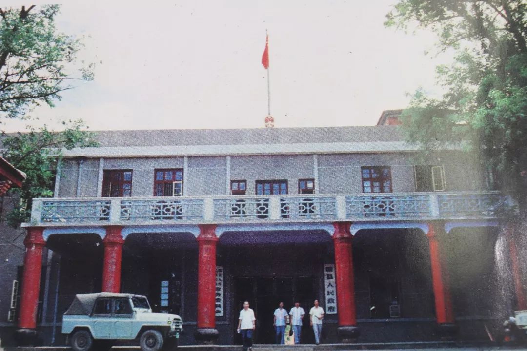 现在的赣县县城▲赣县县城旧照一起看看赣县各地的发展变化带领匆家