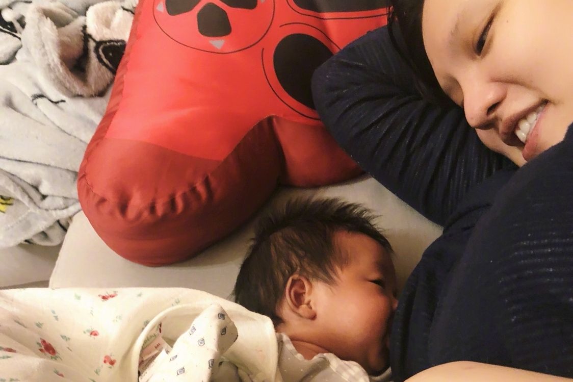 原创谢依霖搞怪宣布怀二胎,三年抱俩不是梦,这次是男孩还是女孩?