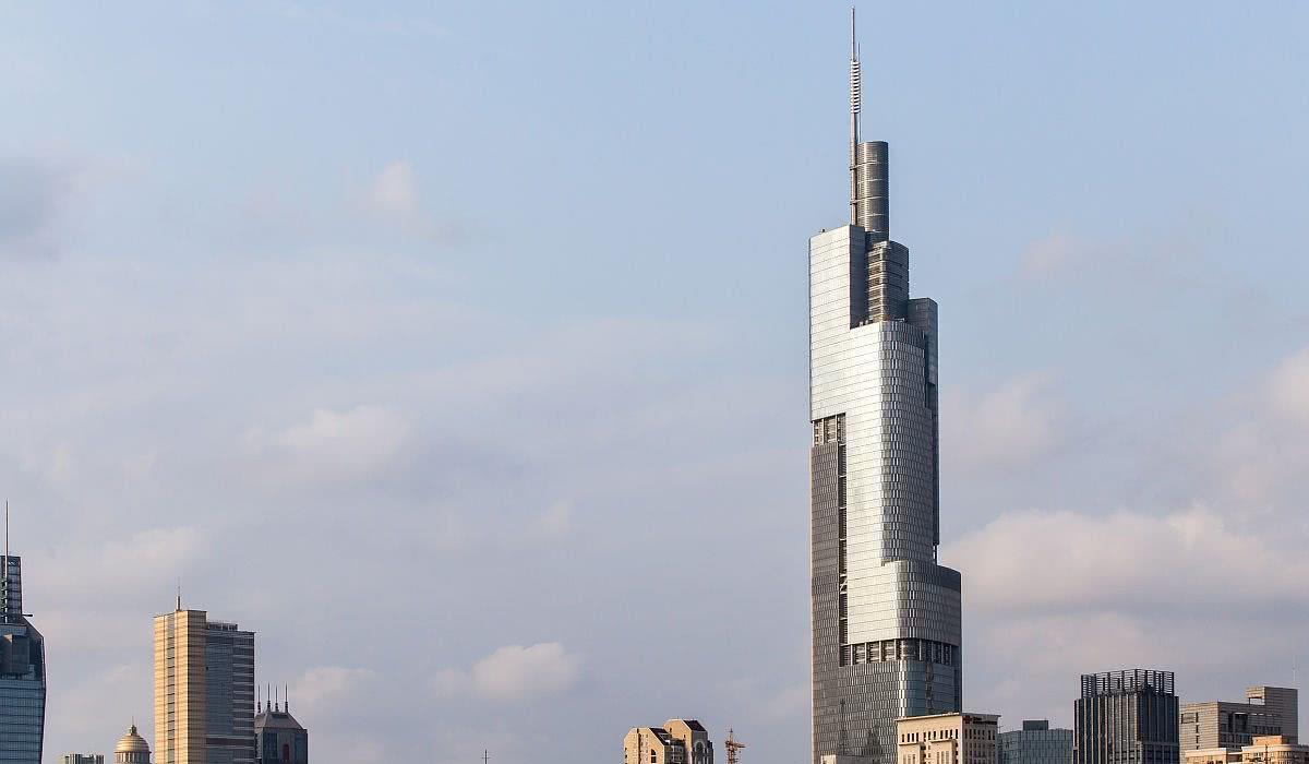 它就是南京紫峰大厦.