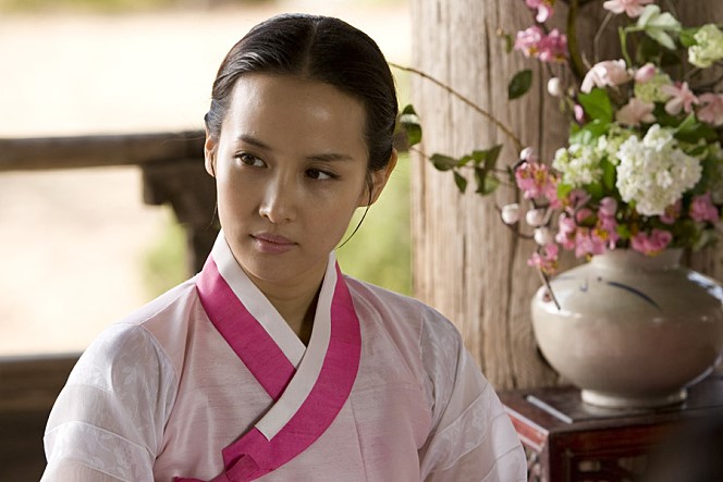 原创女星赵茹珍现身风情万种被誉为韩版舒淇曾与宋承宪拍大尺度电影