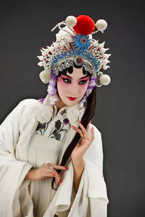 终于找齐了最全的戏剧人物照片美醉了