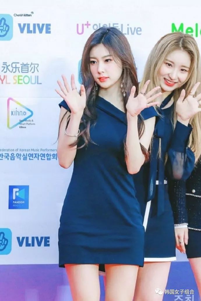 当女团爱豆是为了混吃混喝能吃不胖体型还很好的女爱豆