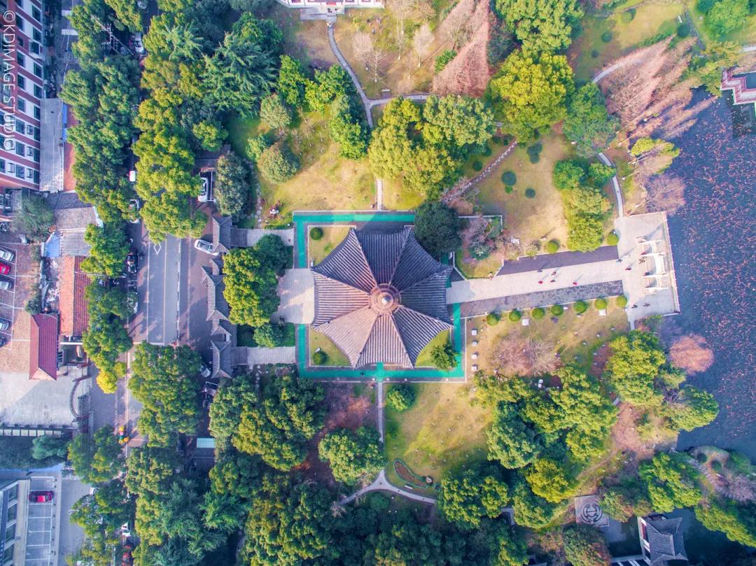 原创中国唯一"塔里塔,湖州三绝之首,千年古物飞英塔