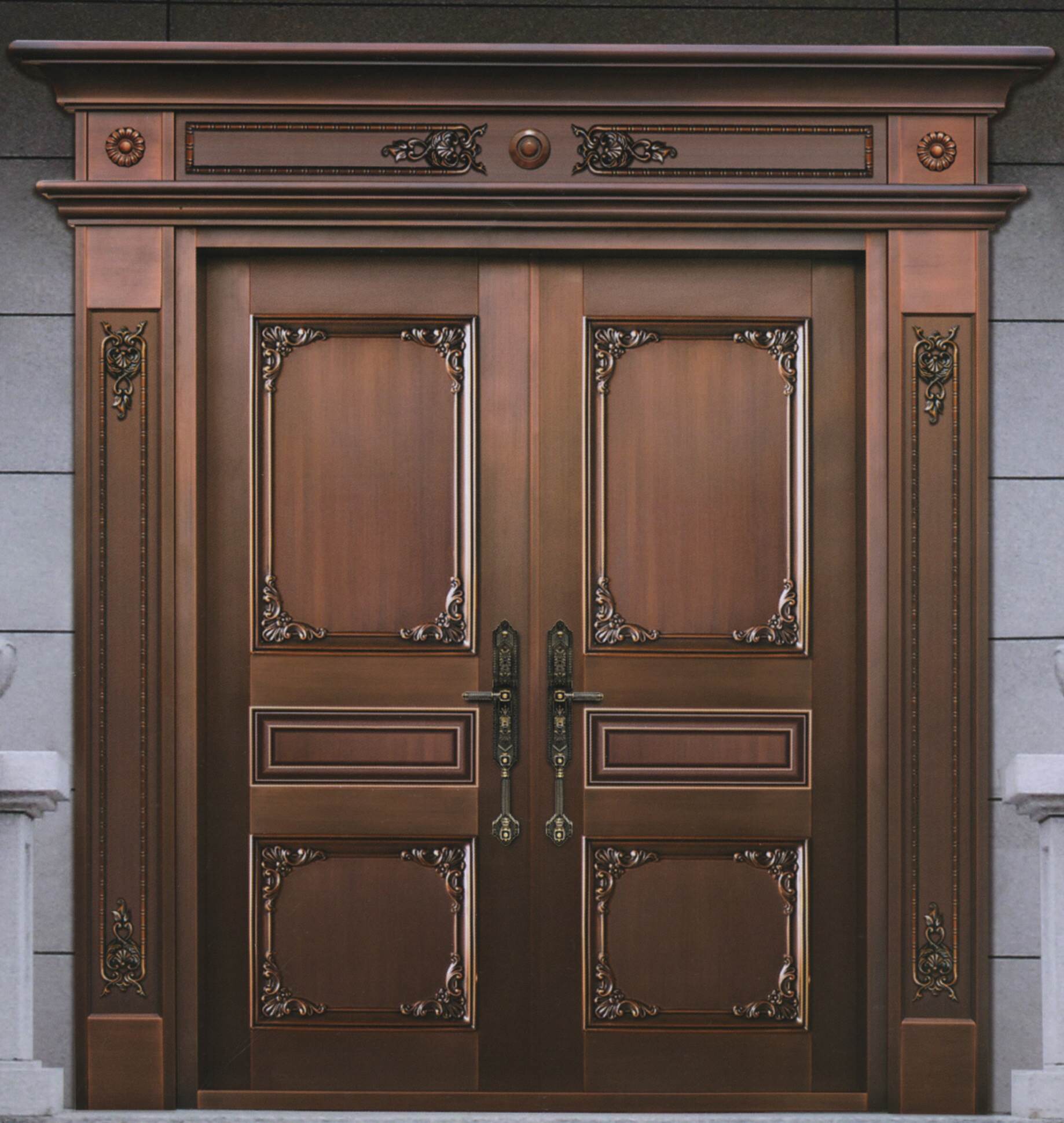 帝豪铜门  铜门的保养如何避免氧化物