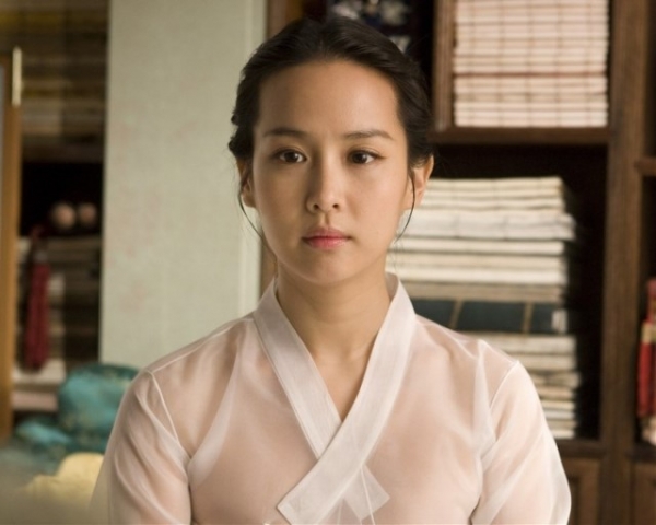 女星赵茹珍现身风情万种 被誉为韩版舒淇 曾与宋承宪拍大尺度电影_电