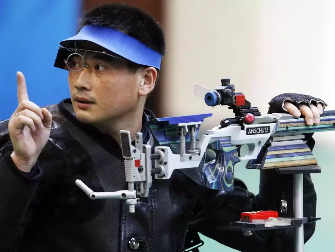 我苏人物江苏奥运冠军系列邱健奥运男子50米步枪三姿金牌获得者