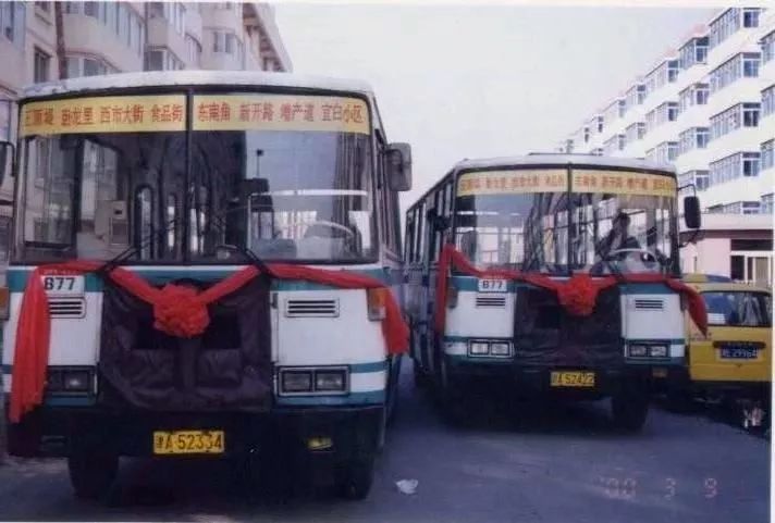 老照片穿越百年时光天津公交115岁了