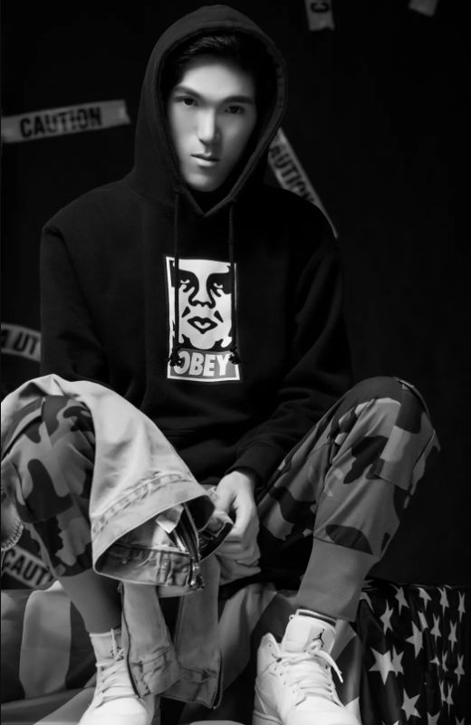 1010bingbian病变原唱江澈f19用他的歌声来打动整个夜晚