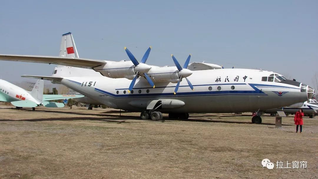 带你认识阅兵队伍里的战斗机_飞机