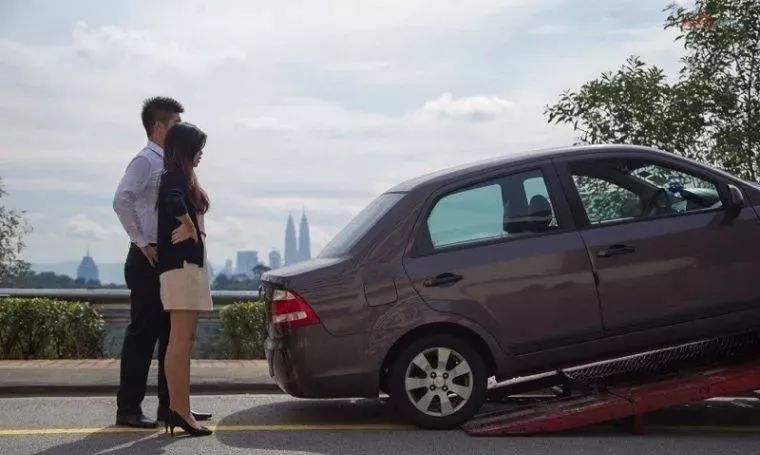 想在马来西亚开车,怎么能不掌握交通规则呢?