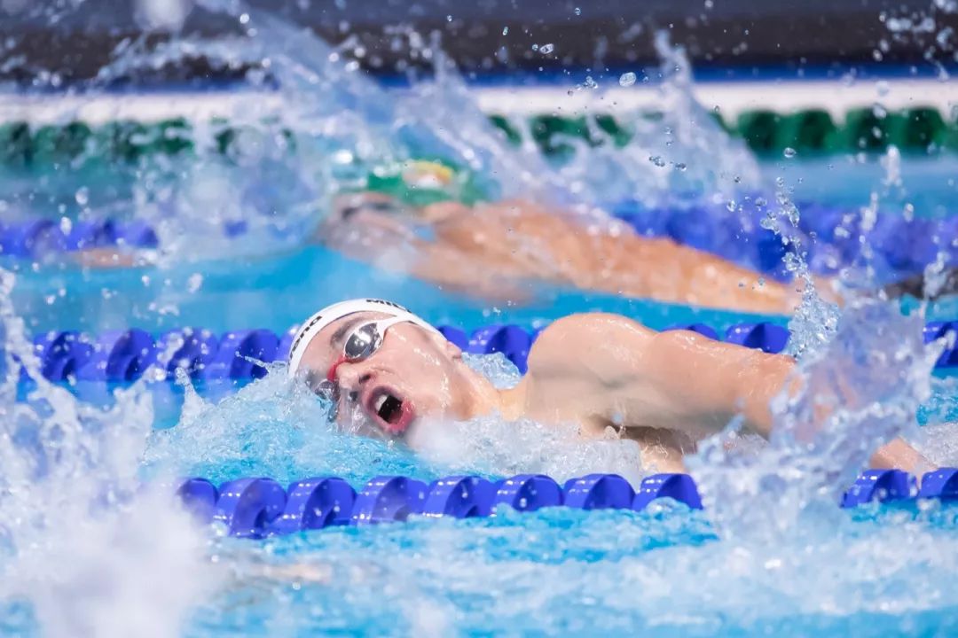 莫洛佐夫赢得fina游泳世界杯第100金