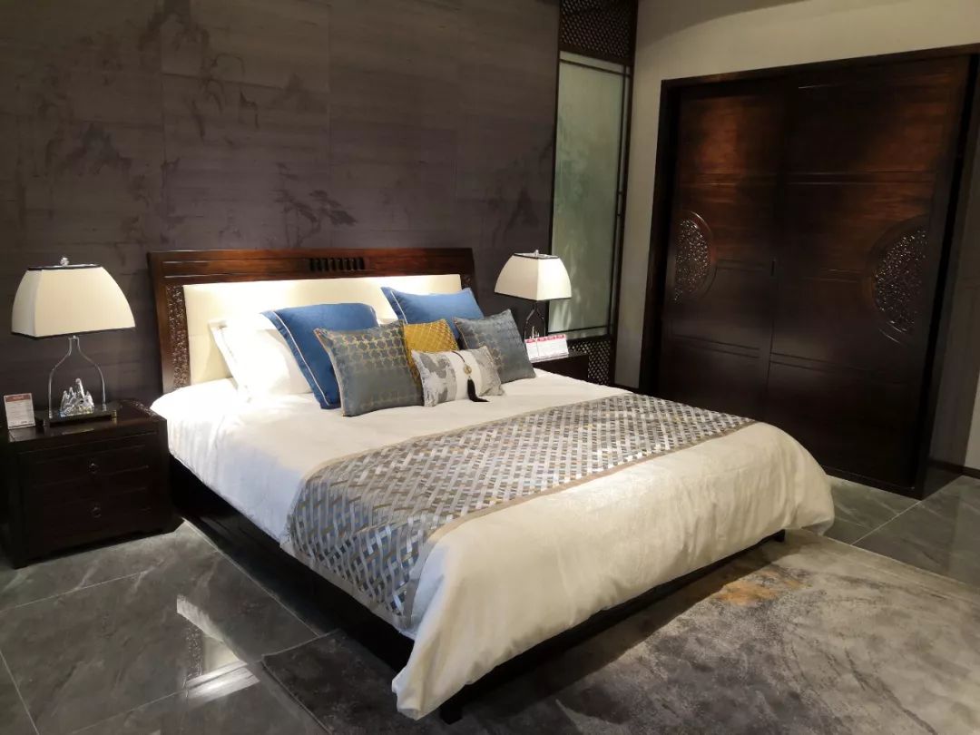 辰起东方轻奢中式赖氏家具东辰