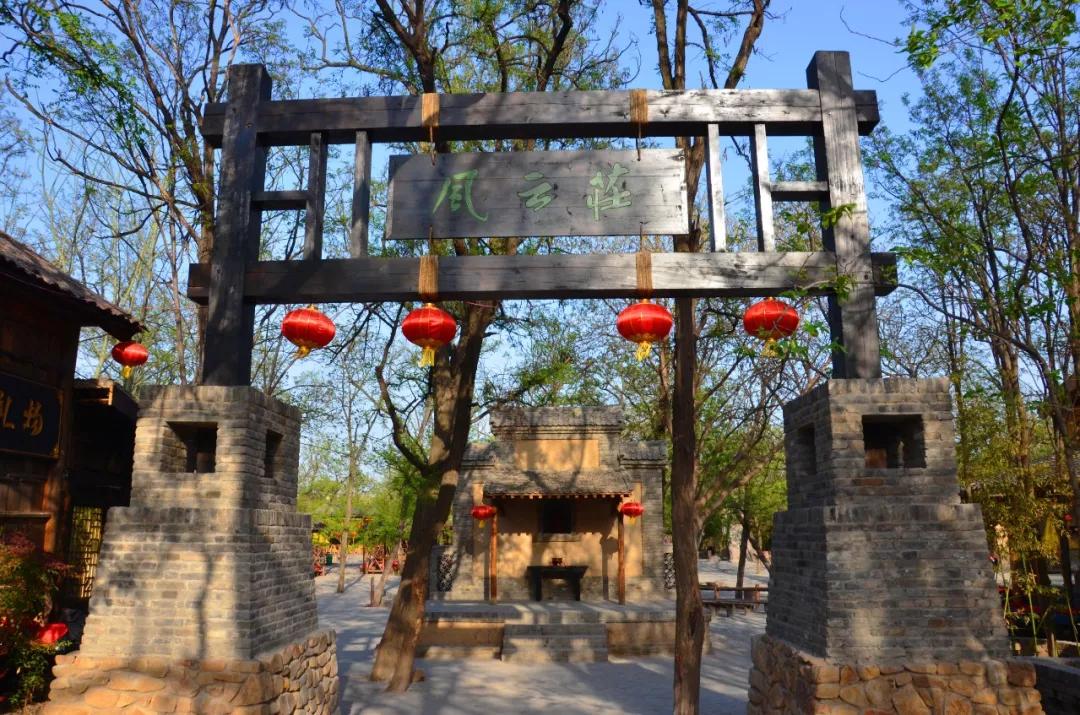 2019旅游界现象级网红景区! 这个长假开封万岁山景区获千万网友怒赞