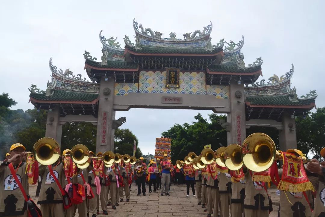 说起台湾的妈祖文化,"三月疯妈祖"绝对是绕不开的话题,而在众多疯妈祖