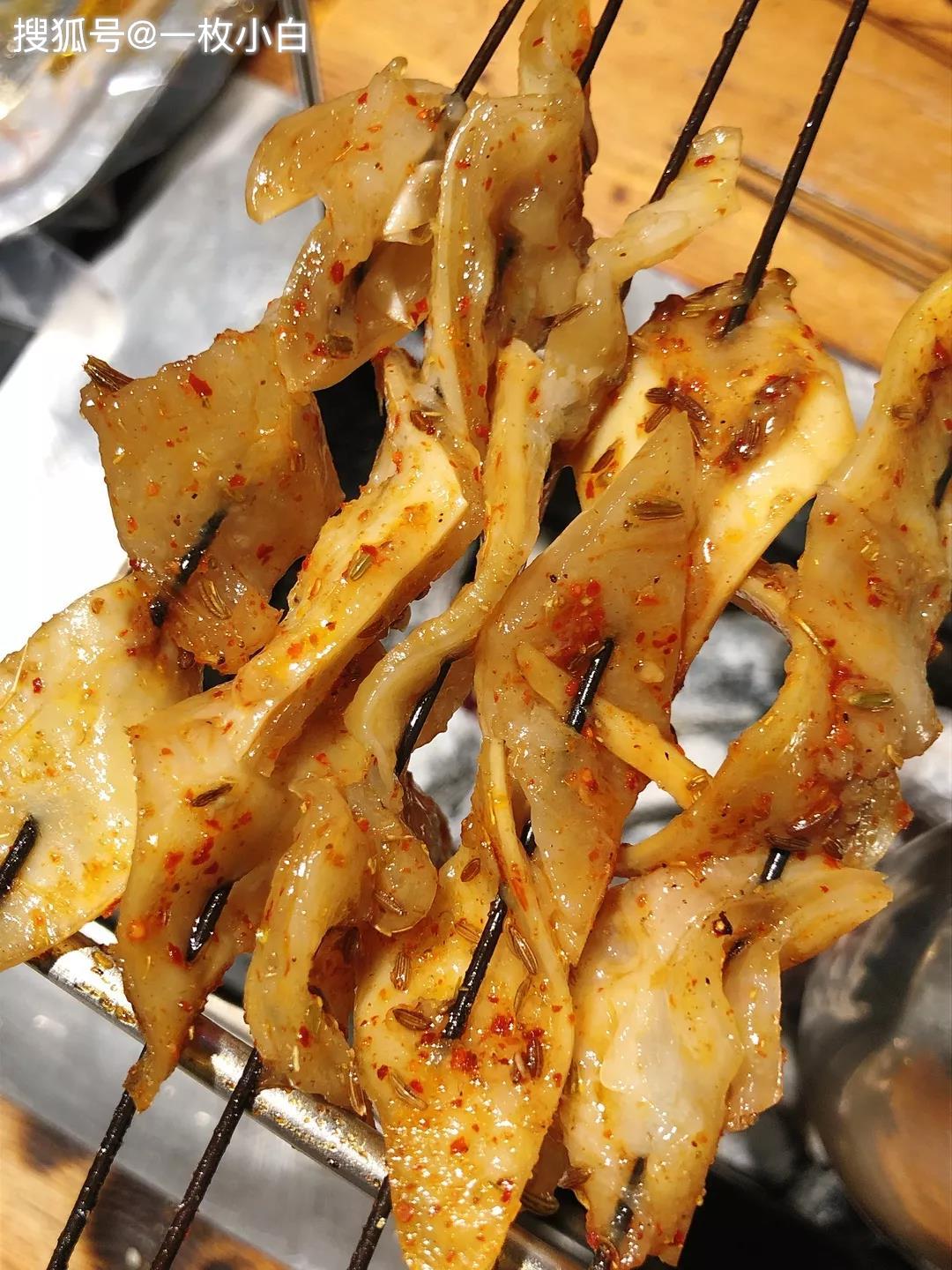 原创东北烧烤承载着一方人的味蕾记忆