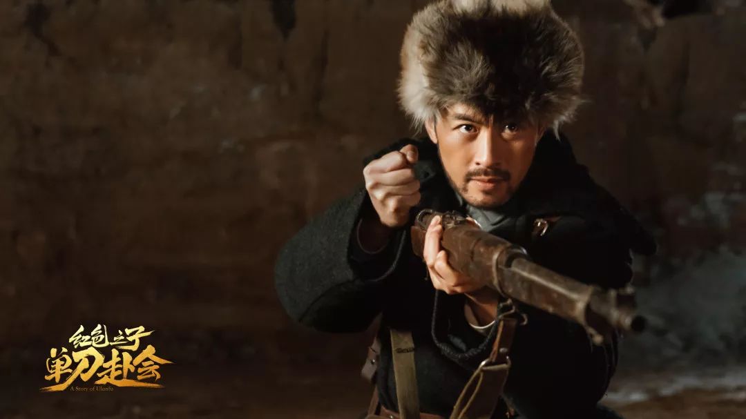 中国瞬间英雄扎堆的国庆档最不该错过这位孤胆英雄