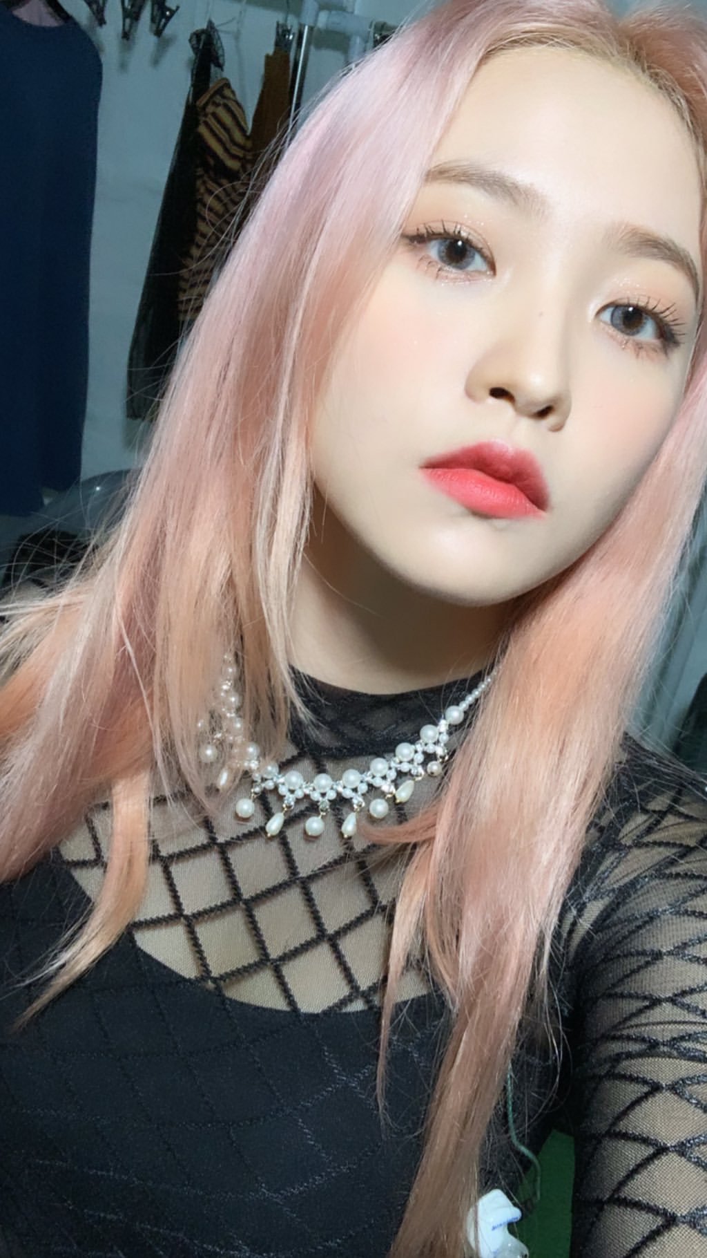 蜜桃精灵yeri,狙击饭心的微笑自拍