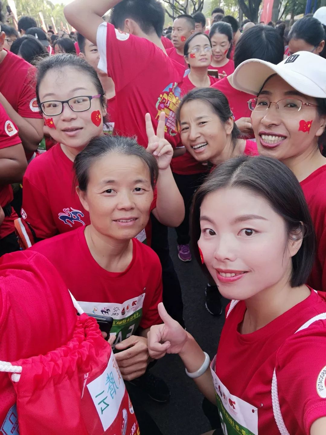 跑跑减税降费跑进2019蒙自国际马拉松