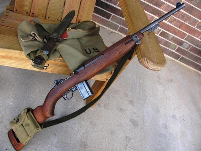 美国m1918式勃朗宁自动步枪的成本价格为319美元,生产了大约35万把