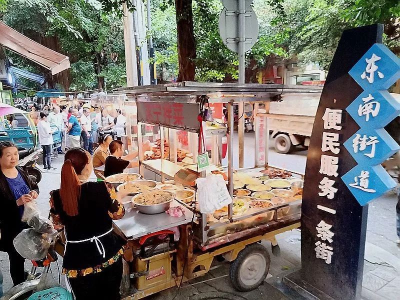 南充街边卤肉摊的卤牛肉卖到120元一斤