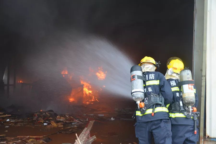 政治建队强初心凝心聚力践使命南平支队七个上一线扎实做好国庆安保