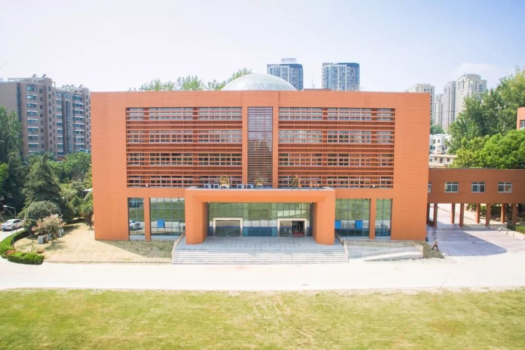 国庆虽然人山人海但我们可以