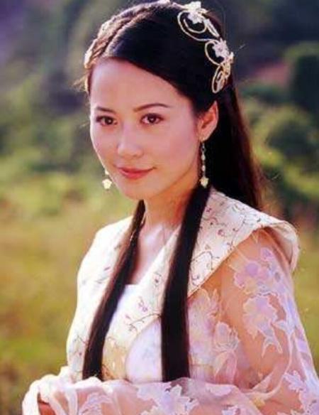 "惊鸿仙子"俞飞鸿现身云南西双版纳 酷爱武侠的你是否记得她