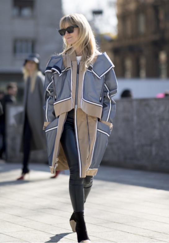 原创时尚界的新宠,拼接服饰今秋新流行,让你出门变身街头时尚达人