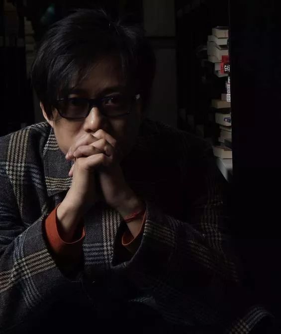 林夕曾向林若宁诉苦说这首歌太难写明明是合唱却只有许志安获奖