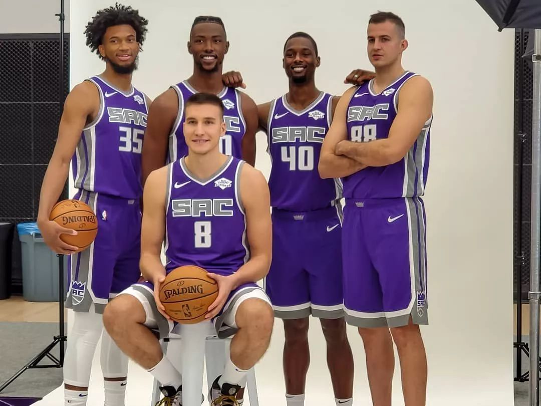 值得一提的是,2018年榜眼秀马文·巴格利的身高数据证实被公布,为6