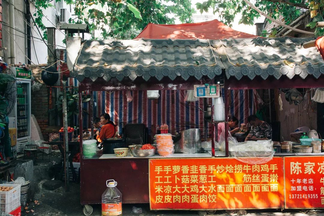 原創建新街醫學院後一條不起眼的小衚衕留下了多少老鄭州的縮影