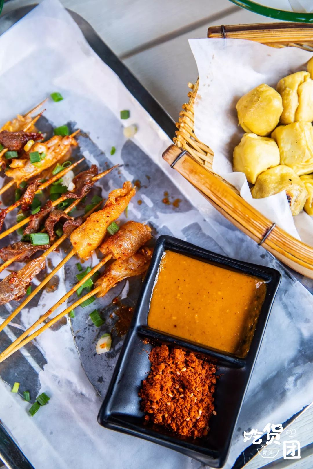 南强街这家烧豆腐好吃到翻滚